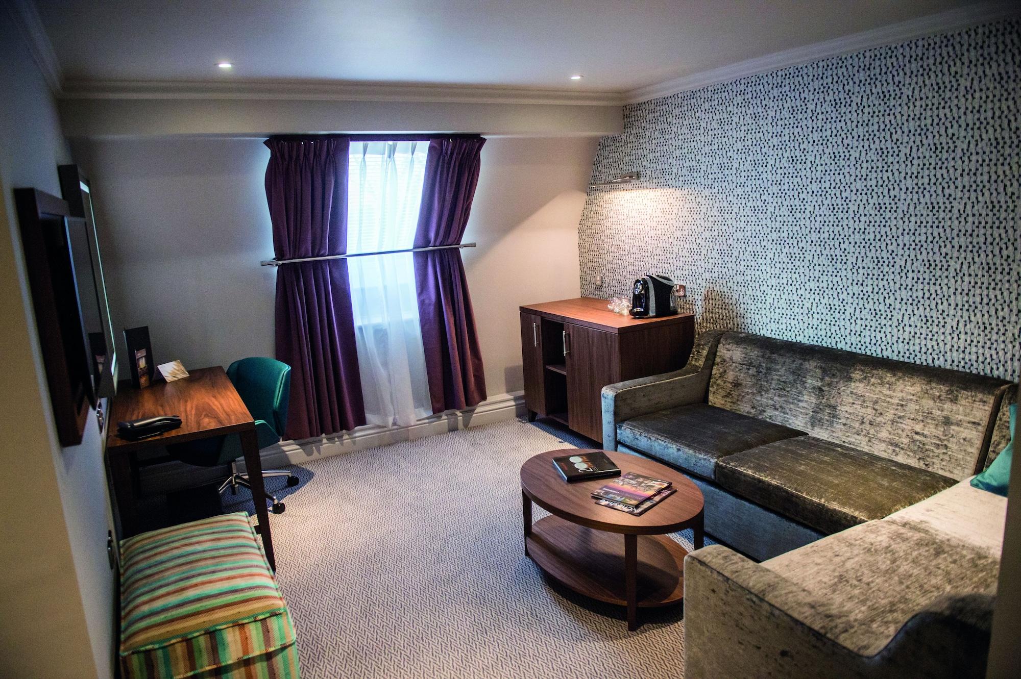 Cottons Hotel And Spa Knutsford Bagian luar foto
