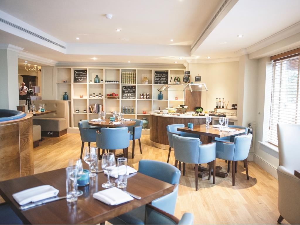 Cottons Hotel And Spa Knutsford Bagian luar foto